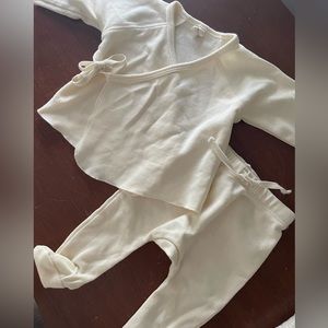 Quincy Mae kimono set in cream. 0-3 months, no flaws.